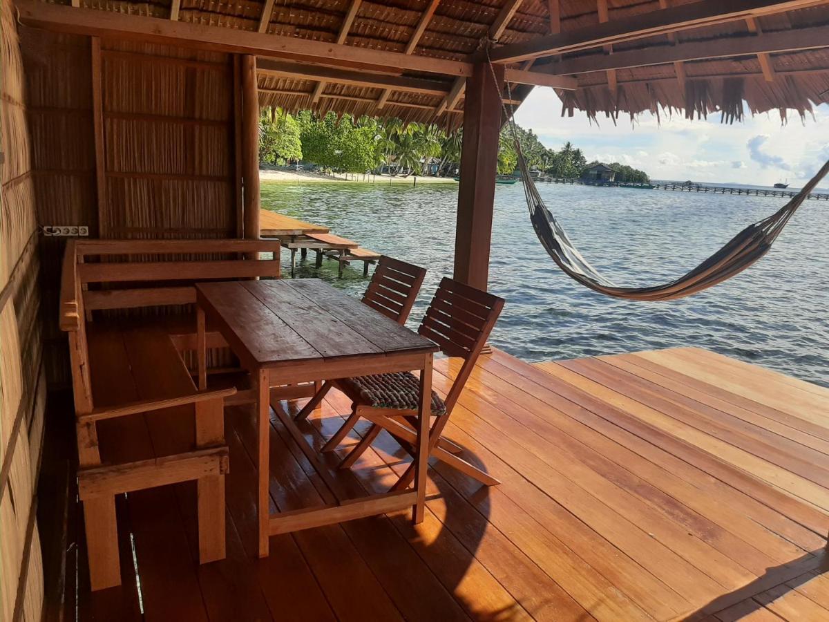 Frances Homestay - Raja Ampat Pulau Mansuar Exterior foto